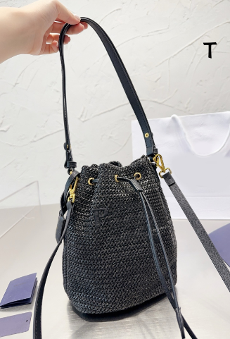The Bloom Bag – Crochet Flower Shoulder Bag with Tassels